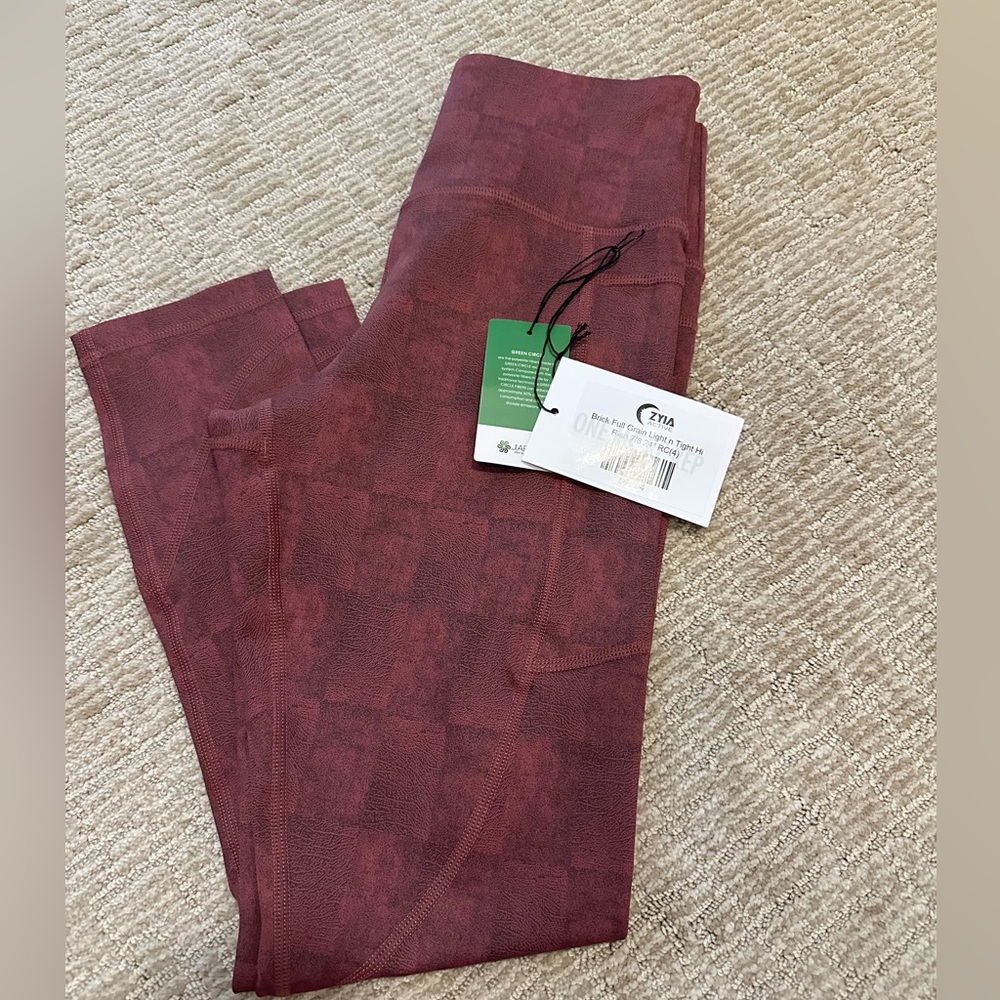 NWT 4 Zyia Brick Full Grain Light n Tight 7/8 24”